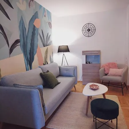 Apartament Radmila *