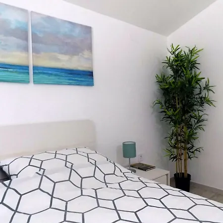 Apartament Radmila *